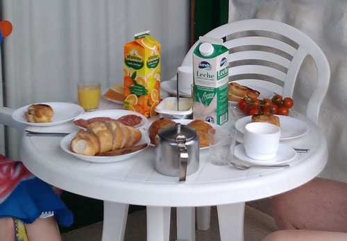 Frukost på terrassen